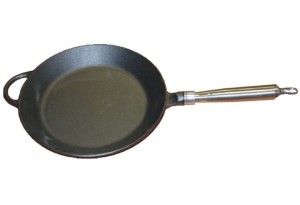 Patelnia Żeliwna śr. 25 cm